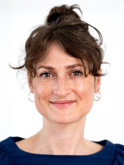 Dr. Karoline Maria Peter